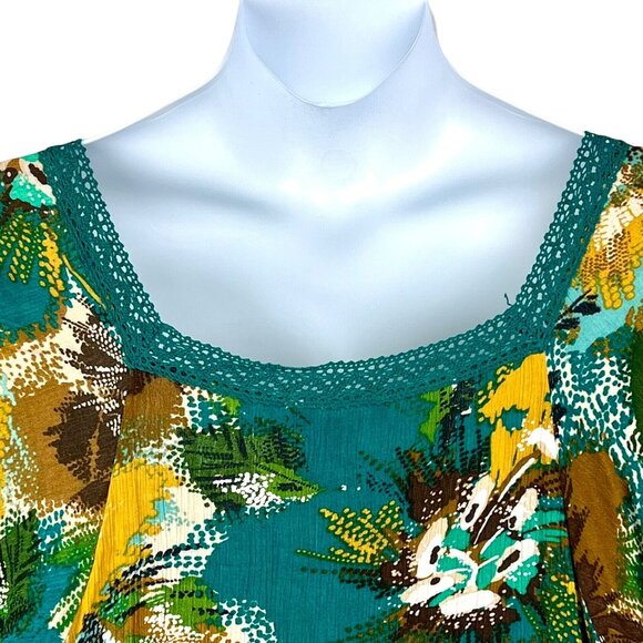 Womens Dressbarn 2X Multicolor Floral Boho Top with Sequin Details Short Sleeves - Picture 10 of 13
